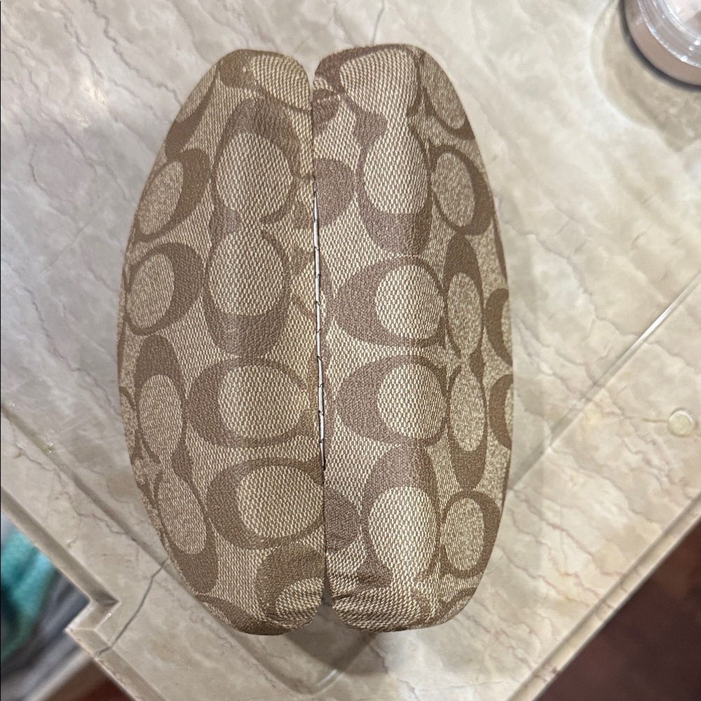 Coach Tan Patterned hard sunglasses case - Picture 4 of 4